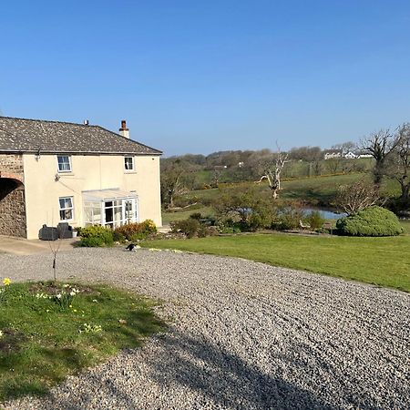 Bed and Breakfast Rectory Farm Haverfordwest Exterior foto