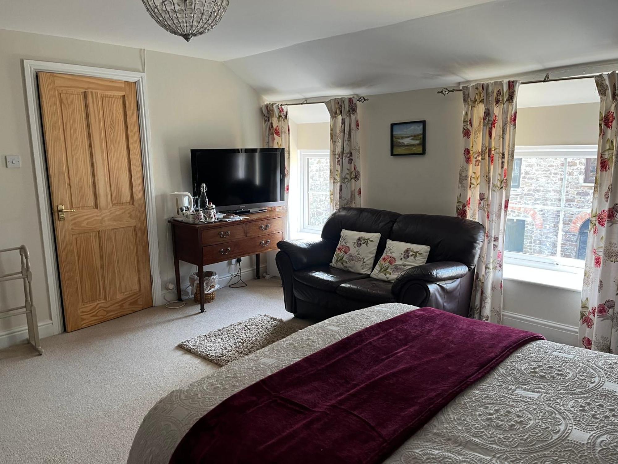 Bed and Breakfast Rectory Farm Haverfordwest Exterior foto